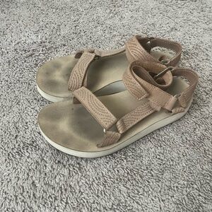Tan Slight Platform Teva Sandals